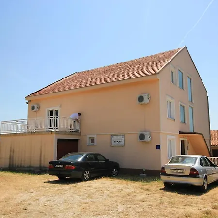 And With Parking Space Orebic, Peljesac - 10191 オレビック