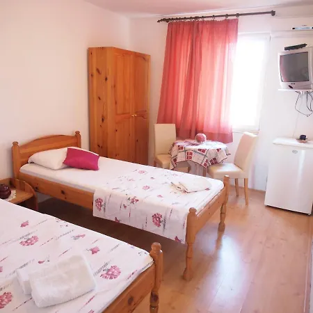 And With Parking Space Orebic, Peljesac - 10191