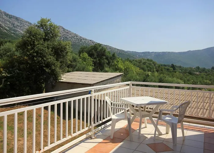 Pensión And With Parking Space Orebic, Peljesac - 10191 Orebić